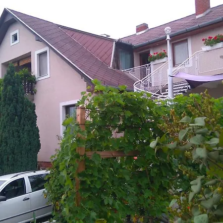 Appartement Bertalan *